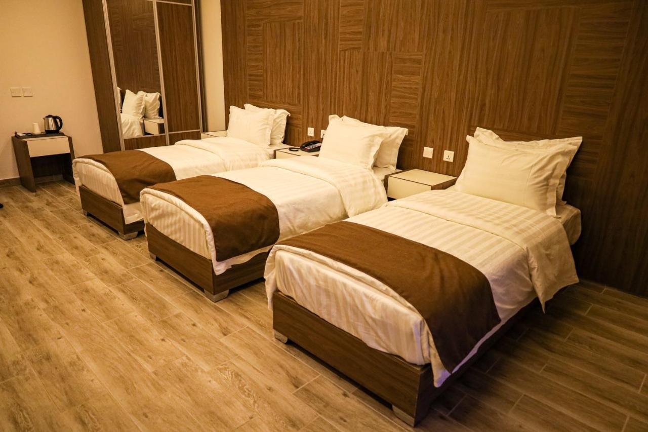 Luciana Hotel By Fhm Aqaba Exterior foto